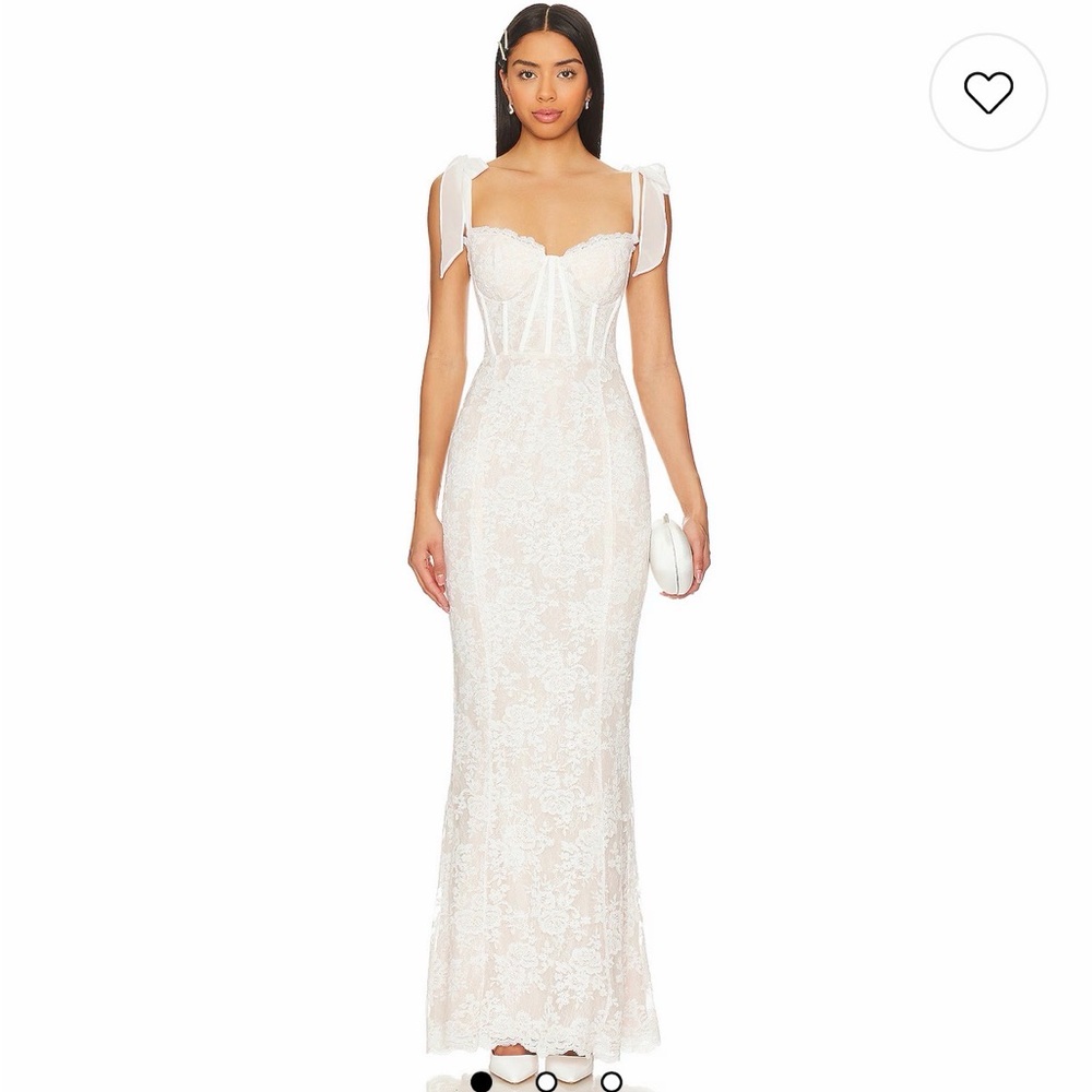 V. Chapman Ivory Lace Wedding Dress